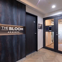 THE BLOOM AKASAKA　各階エントランス　